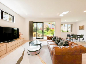 Wanna Live In The Brand New House? Check This Out!